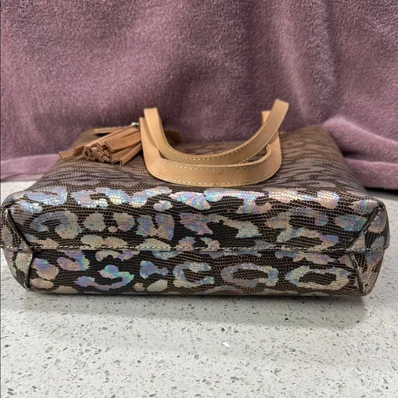 Consuela Iris Everyday Tote - Picture 5 of 6